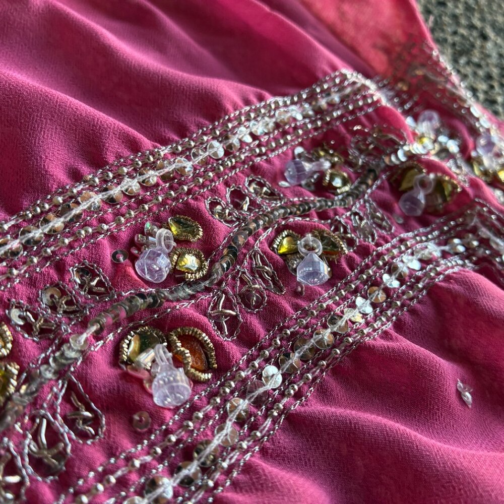 Elegant Pink Chiffon Sari with Clear Beads and Yellow Rhinestones - Picture 4 of 6